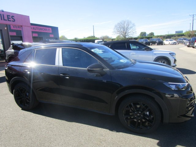 Volkswagen T-Roc - Photo 2