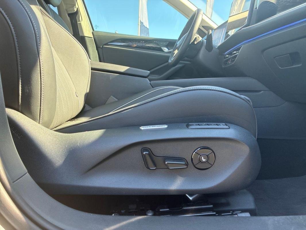 Volkswagen Passat - Photo 14