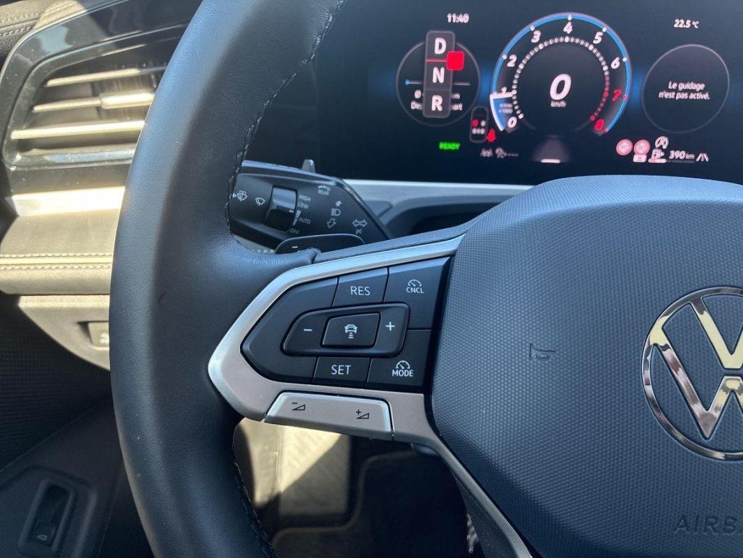 Volkswagen Passat - Photo 20