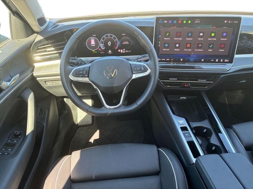 Volkswagen Passat - Photo 24