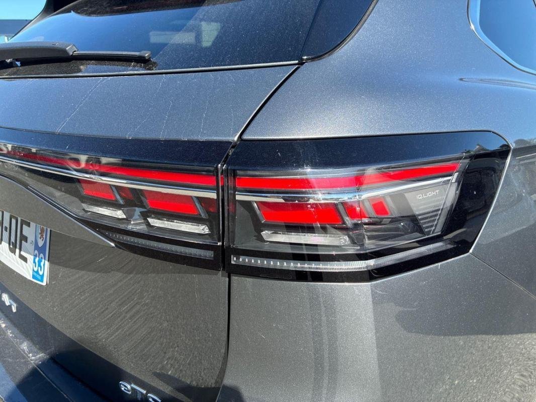 Volkswagen Passat - Photo 30