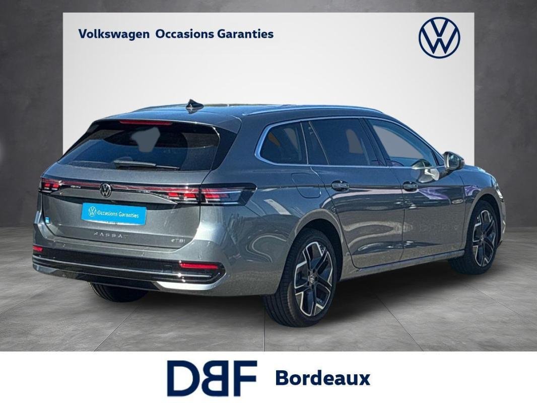 Volkswagen Passat - Photo 5