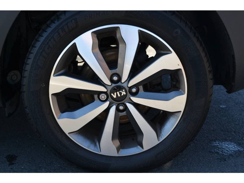 Kia Stonic - Photo 12