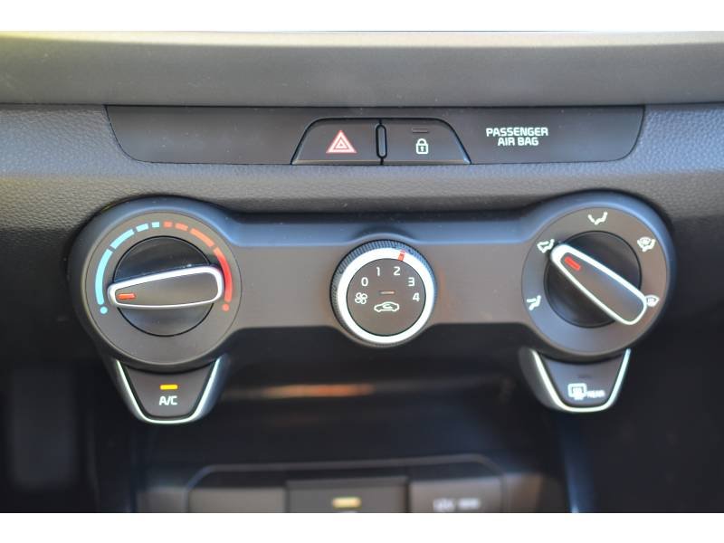 Kia Stonic - Photo 16