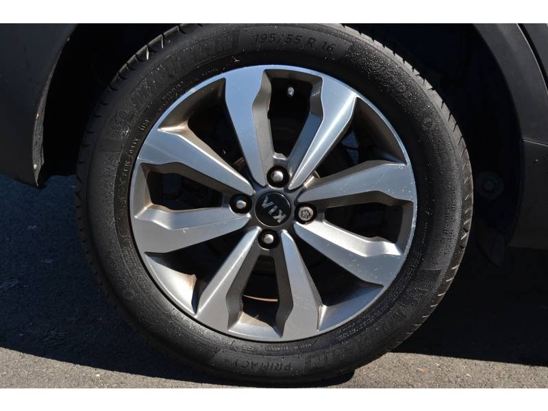 Kia Stonic - Photo 9