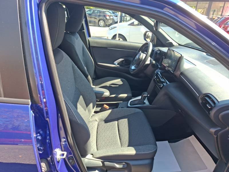 Toyota Yaris - Photo 11