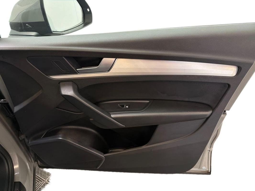 Audi Q5 - Photo 15