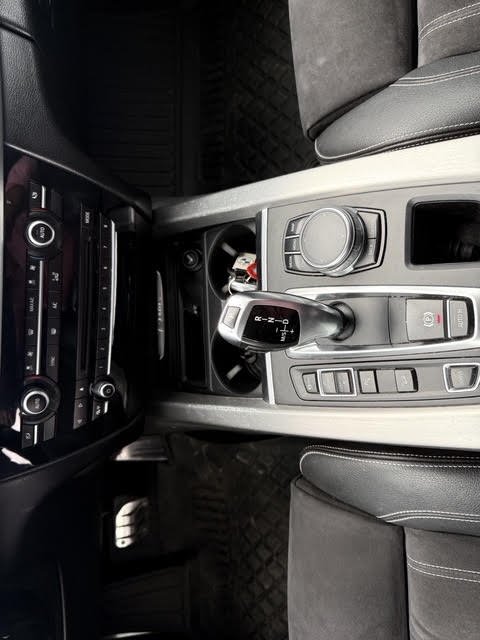 BMW X5 - Photo 11