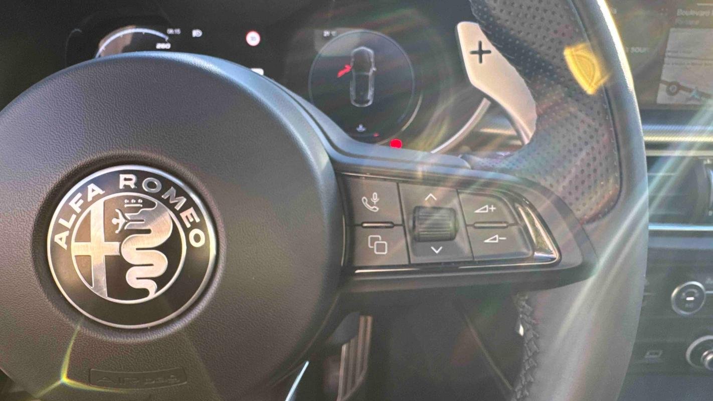 Alfa Romeo Stelvio - Photo 24