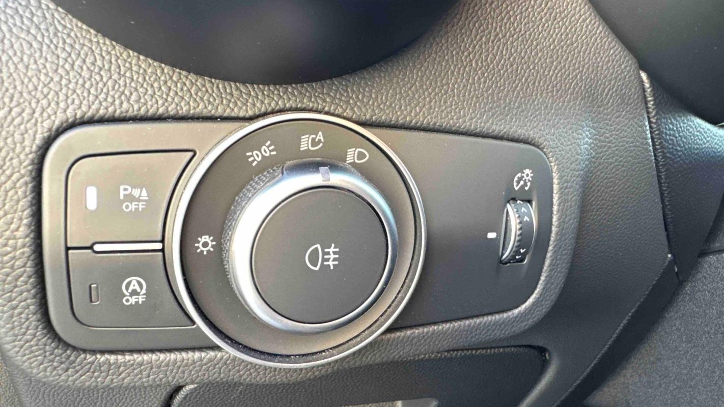 Alfa Romeo Stelvio - Photo 26