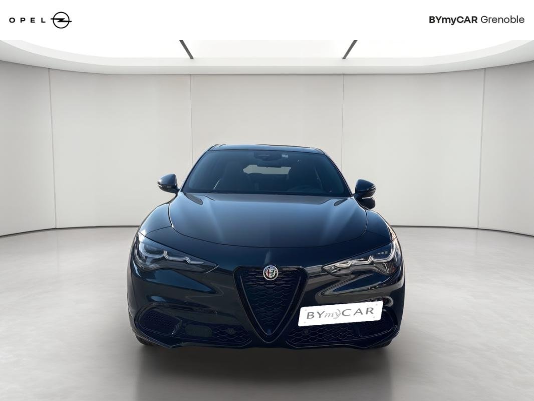 Alfa Romeo Stelvio - Photo 8