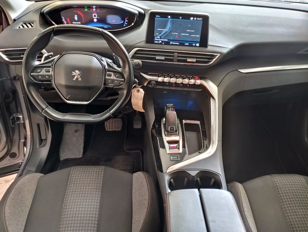 Peugeot 3008 - Photo 3