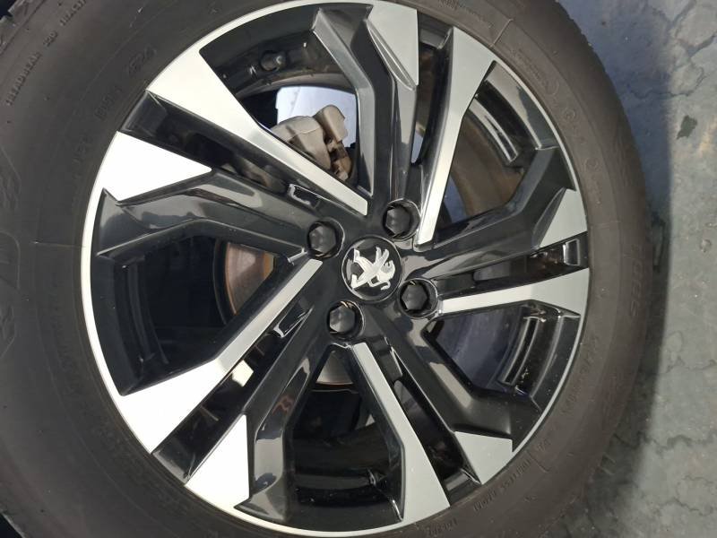 Peugeot 2008 - Photo 13