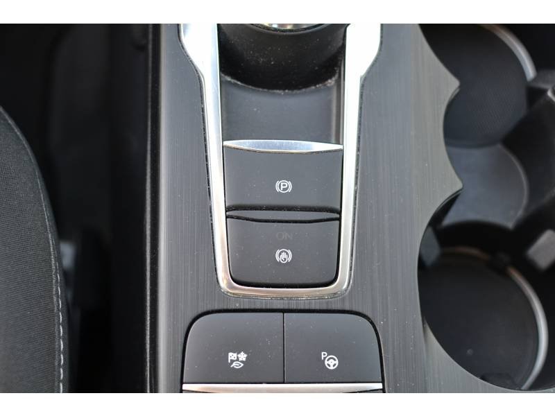 Ford Kuga - Photo 20