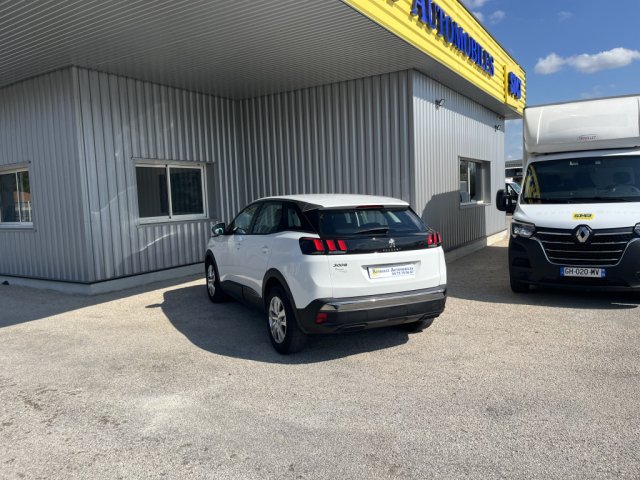 Peugeot 3008 - Photo 2