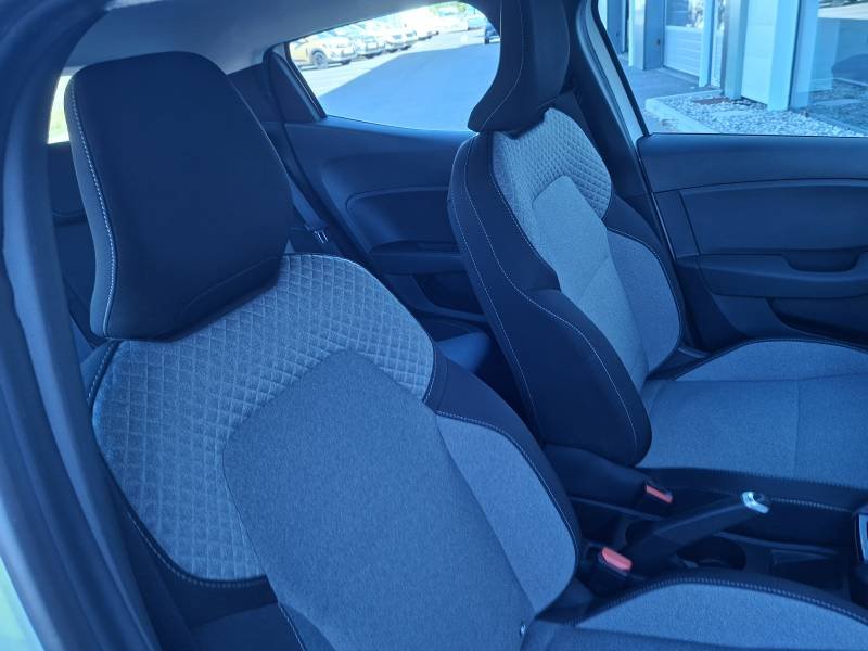 Renault Clio - Photo 16