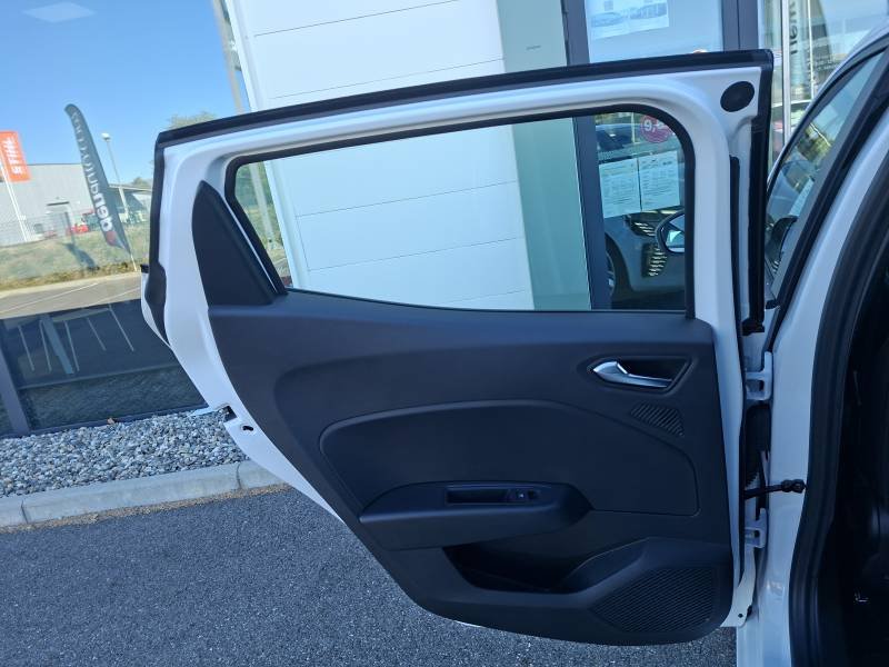 Renault Clio - Photo 19