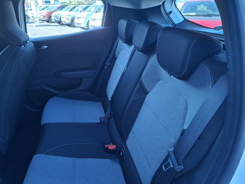 Renault Clio - Photo 21