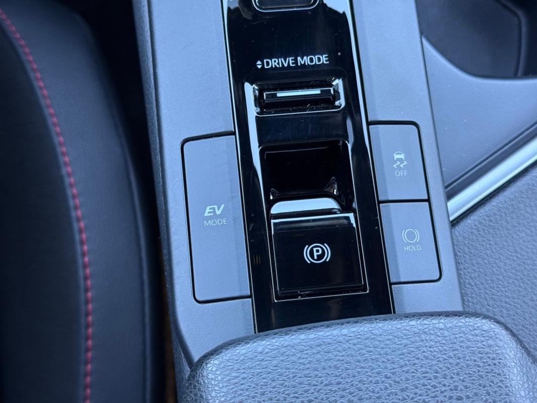 Toyota C-HR - Photo 14