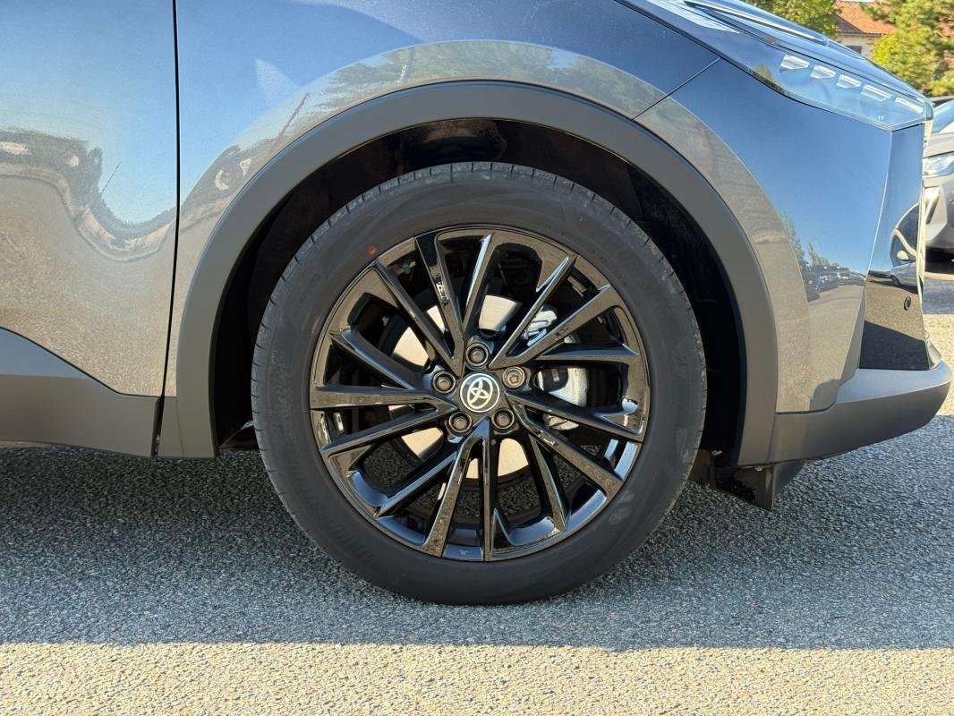 Toyota C-HR - Photo 32