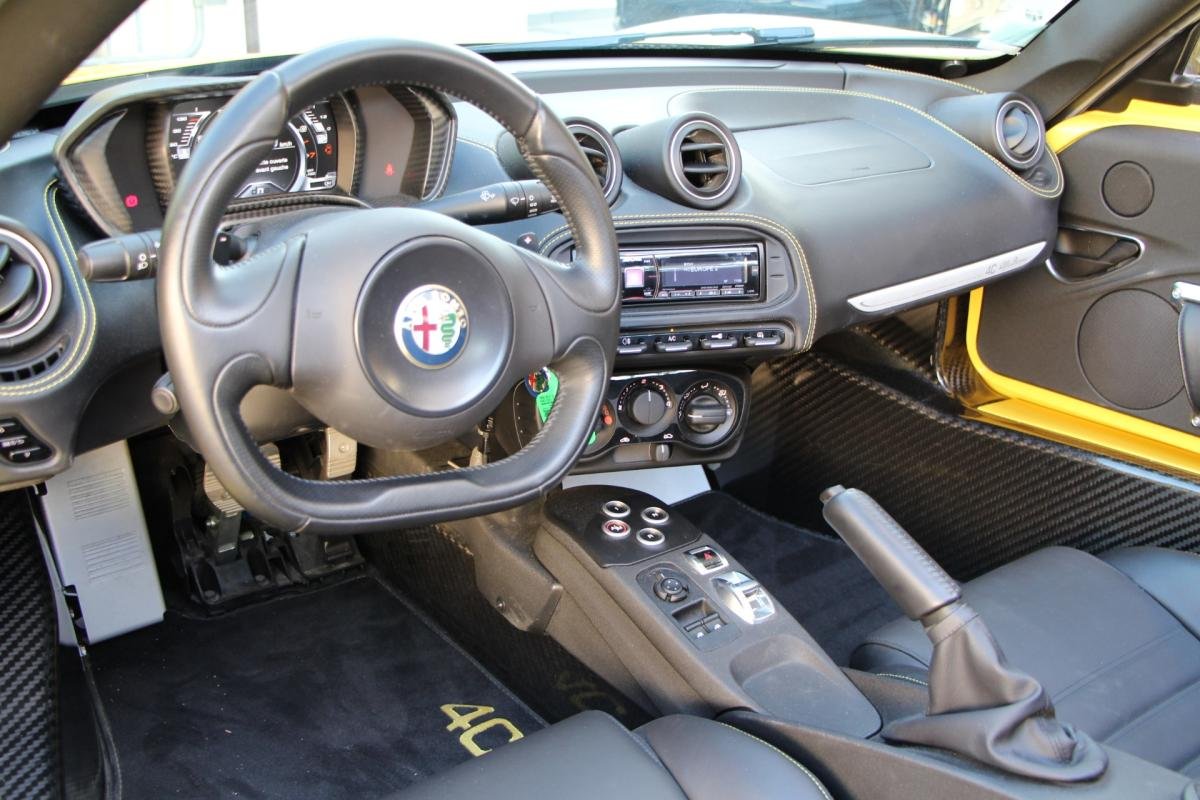 Alfa Romeo 4C - Photo 11