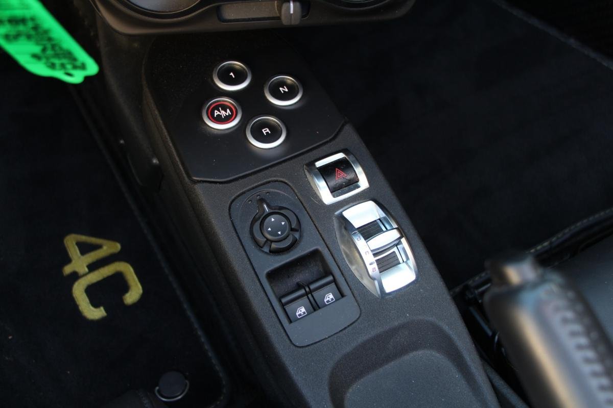 Alfa Romeo 4C - Photo 16