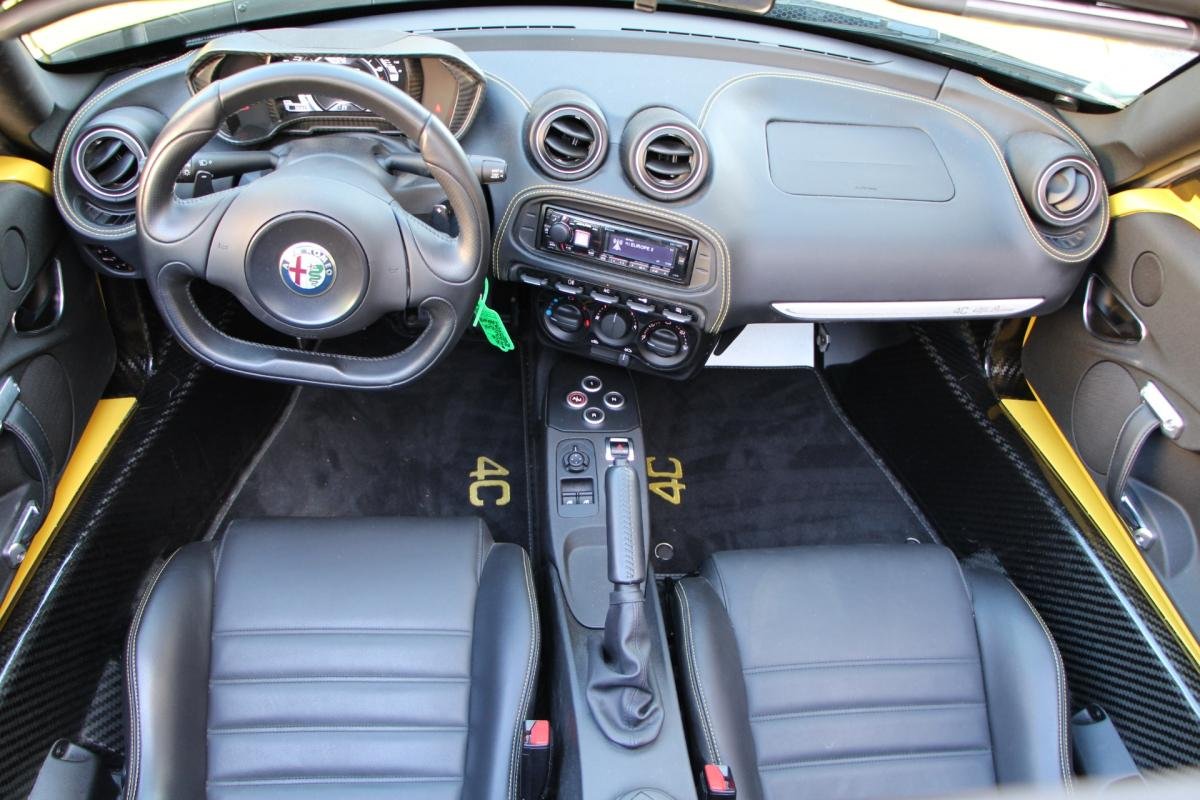Alfa Romeo 4C - Photo 10