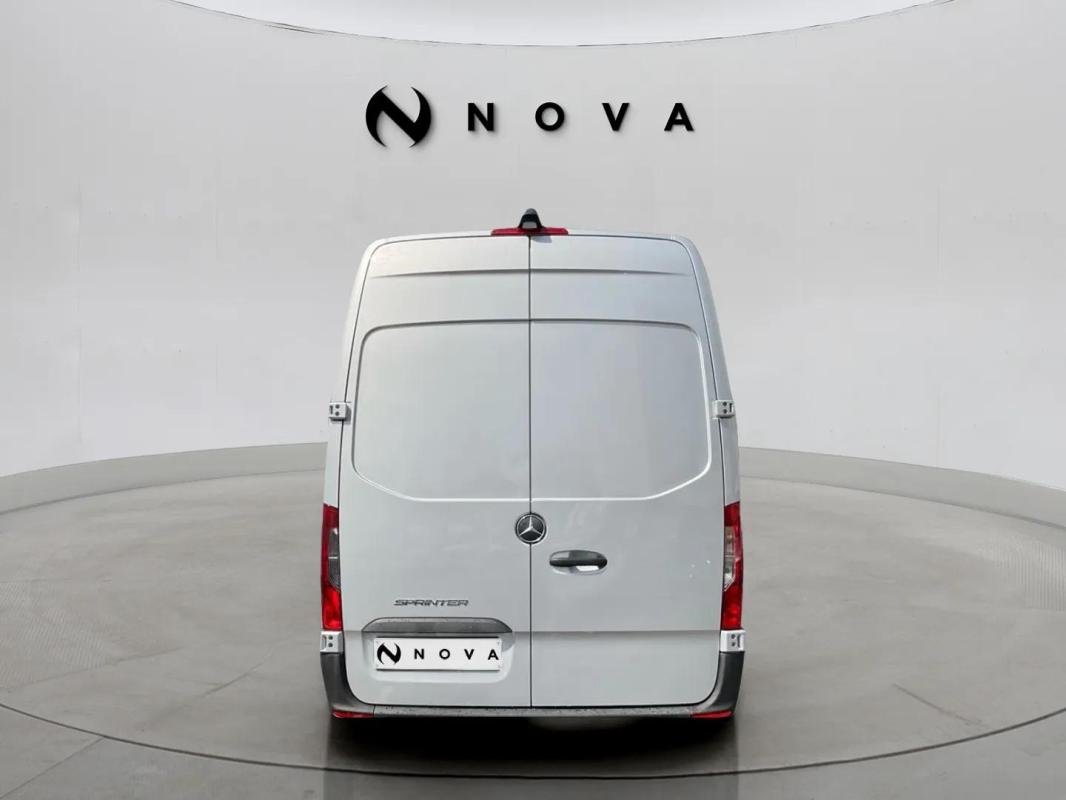 Mercedes Sprinter - Photo 3