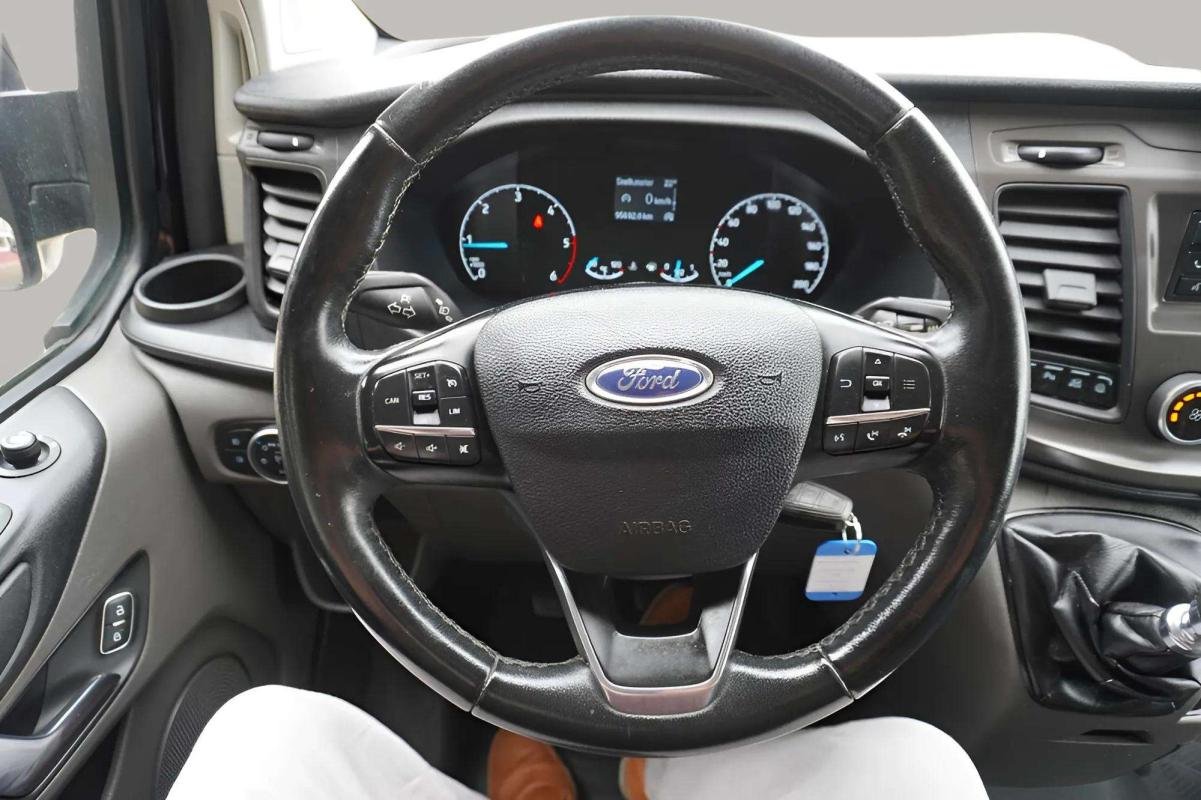 Ford Transit - Photo 9