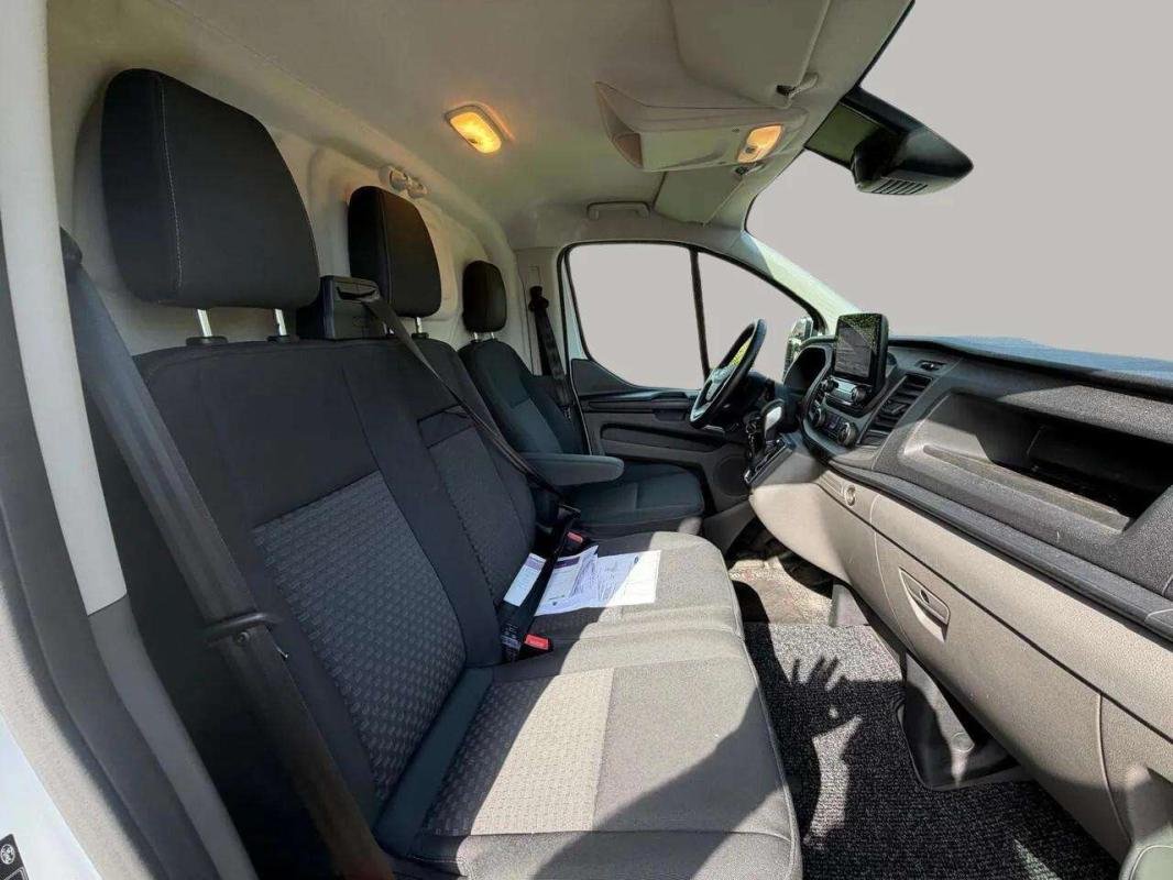 Ford Transit - Photo 8