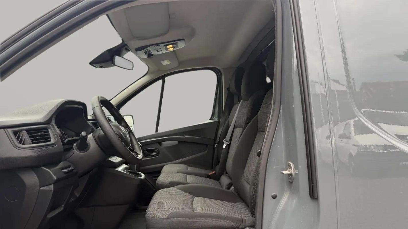 Renault Trafic - Photo 11