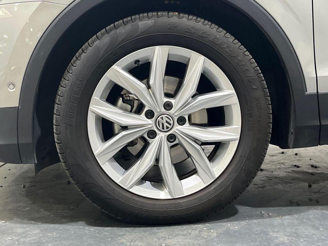 Volkswagen Tiguan - Photo 28