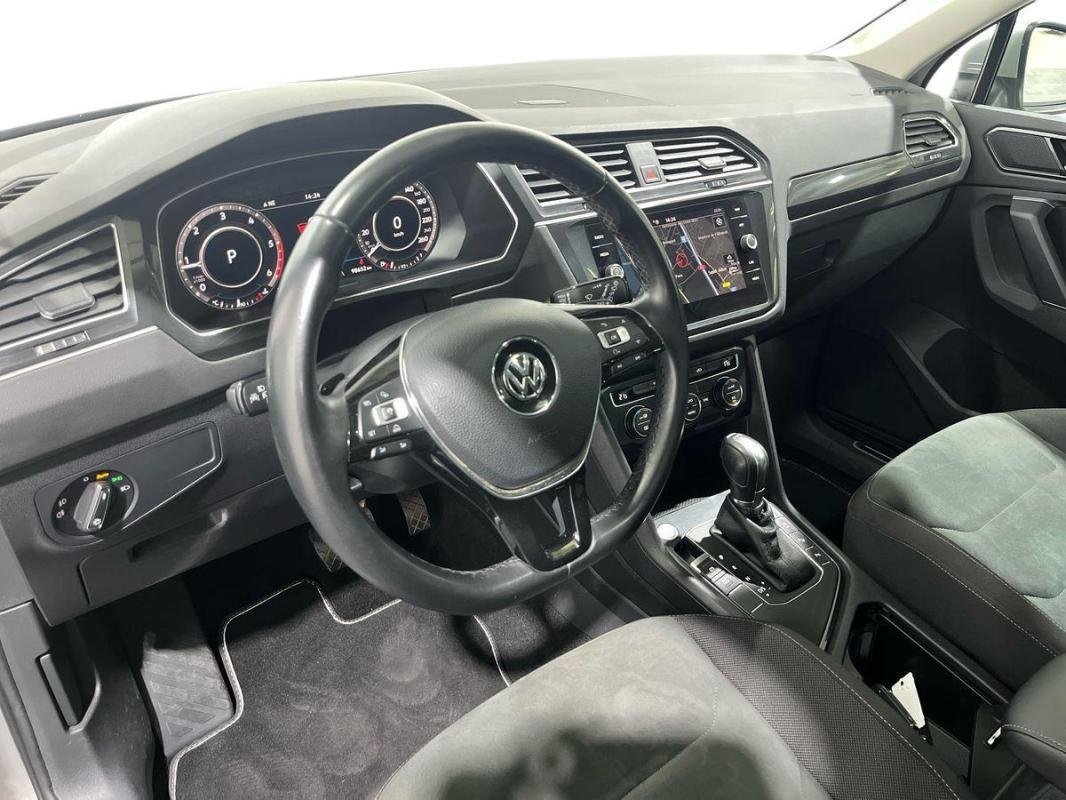Volkswagen Tiguan - Photo 9