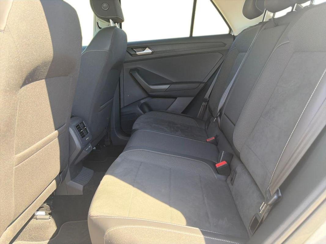 Volkswagen T-Roc - Photo 22