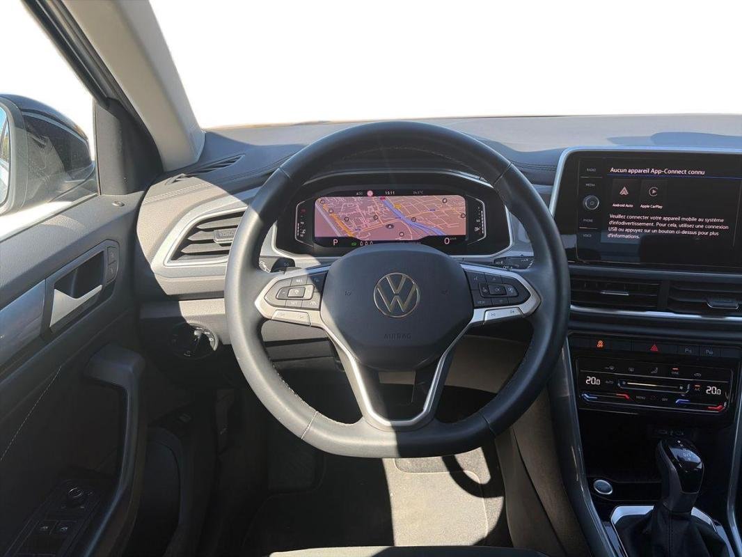 Volkswagen T-Roc - Photo 23