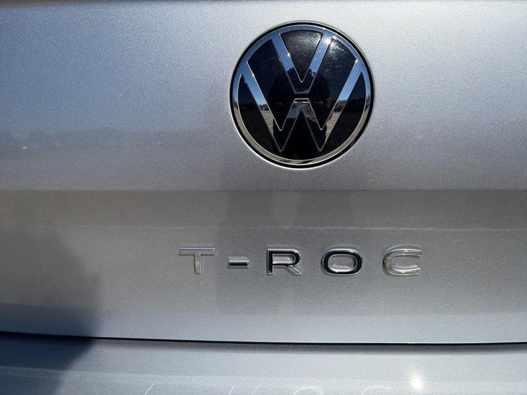 Volkswagen T-Roc - Photo 25