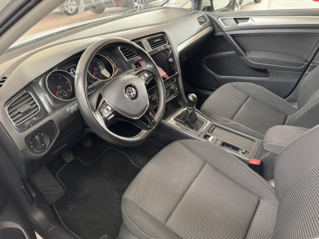 Volkswagen Golf - Photo 12