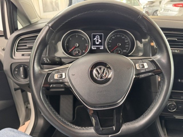 Volkswagen Golf - Photo 17