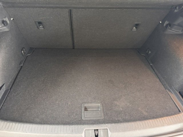 Volkswagen Golf - Photo 10