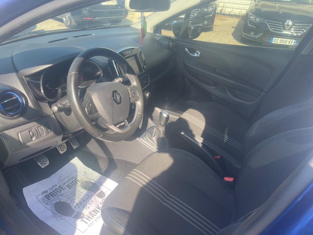 Renault Clio - Photo 12