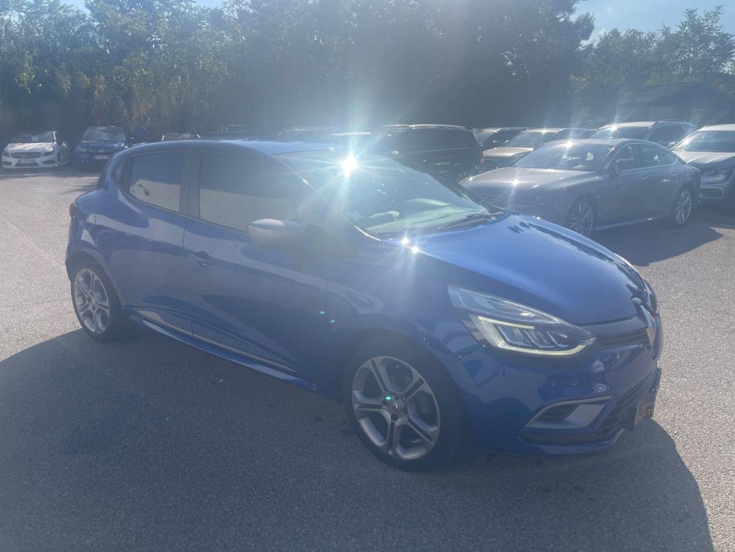 Renault Clio - Photo 3