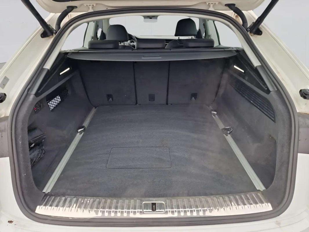Audi Q8 - Photo 10