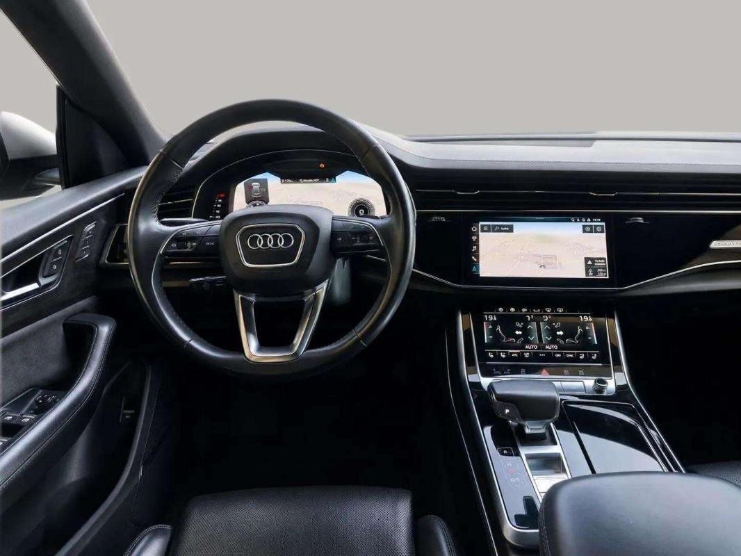 Audi Q8 - Photo 12