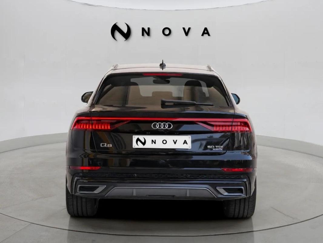Audi Q8 - Photo 4