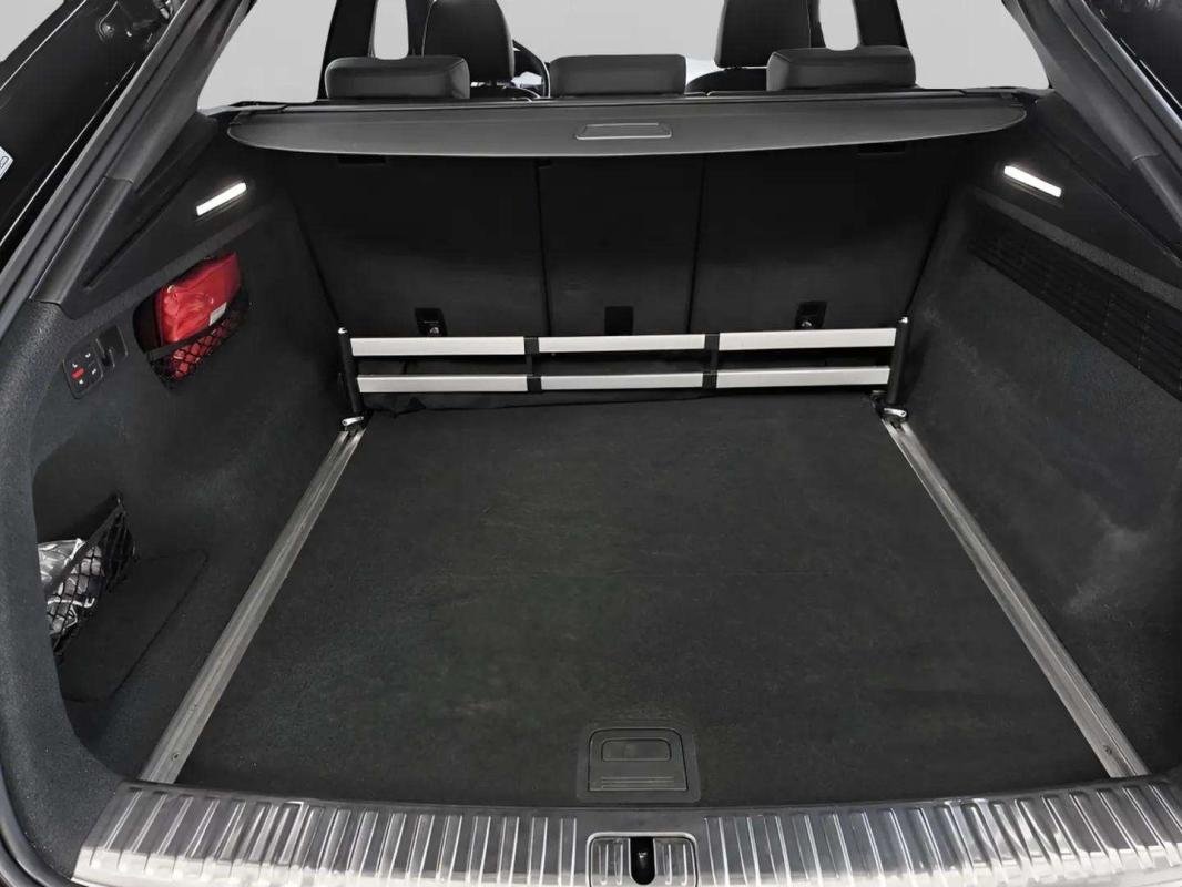Audi Q8 - Photo 8