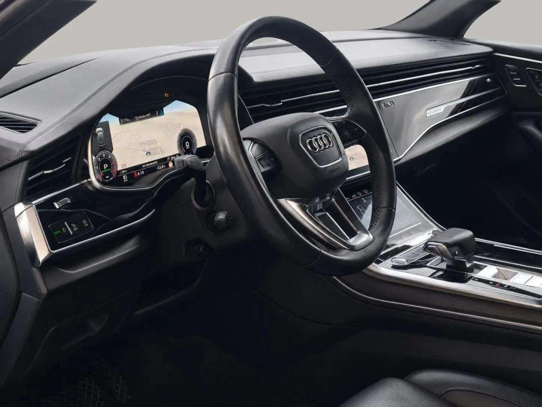 Audi Q8 - Photo 10