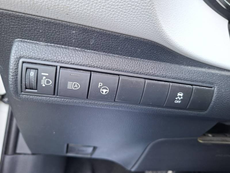 Toyota Corolla - Photo 15