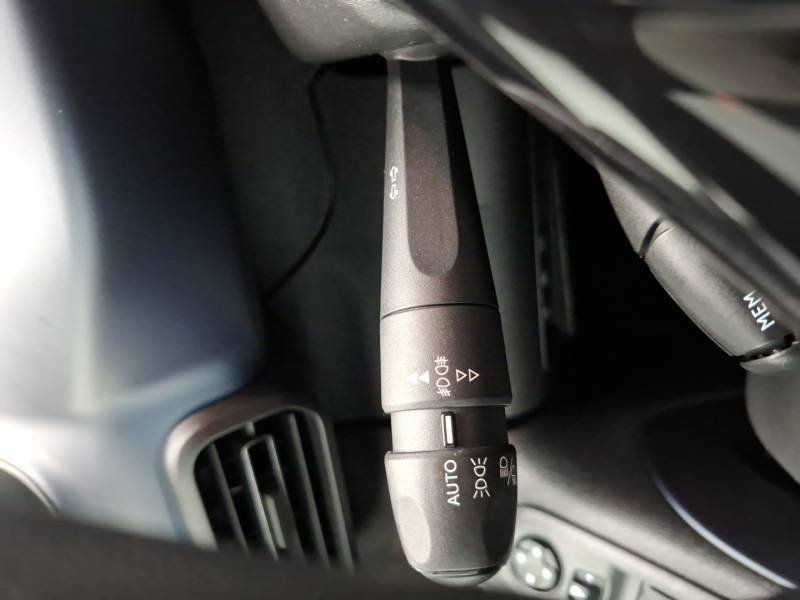Peugeot Rifter - Photo 20