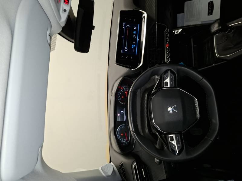 Peugeot 208 - Photo 11