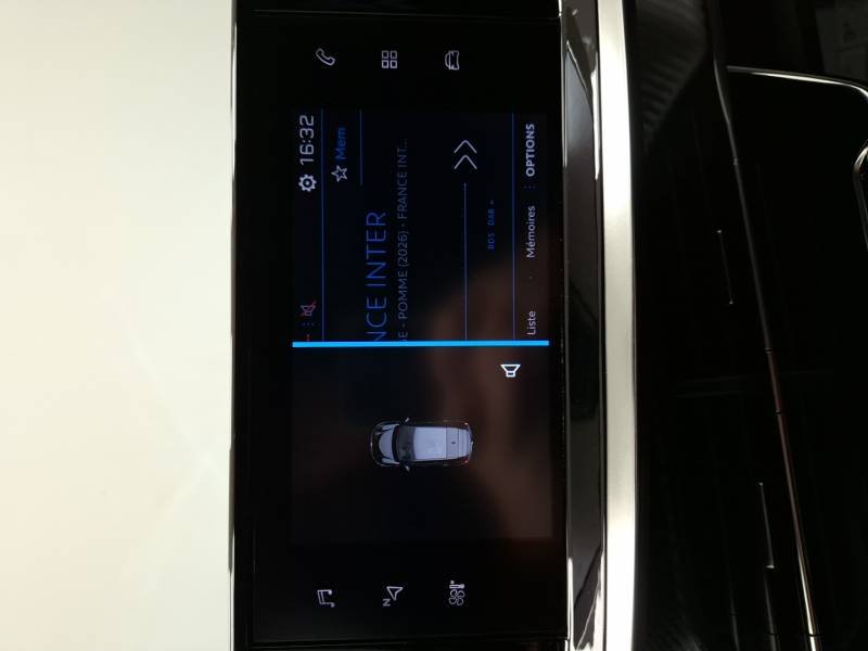 Peugeot 208 - Photo 17